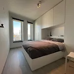 Vue Laterale 2 Moderne A By La Conciergerie Διαμέρισμα