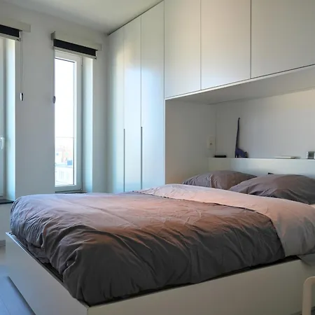 Vue Laterale 2 Moderne A By La Conciergerie オステンド