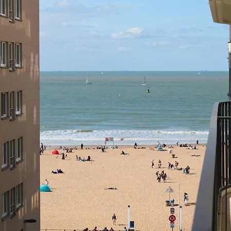 Vue Laterale 2 Moderne A By La Conciergerie オステンド