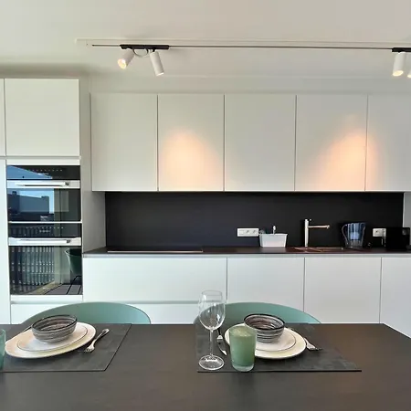 Vue Latérale 2 Moderne à By La Conciergerie Appartamento *